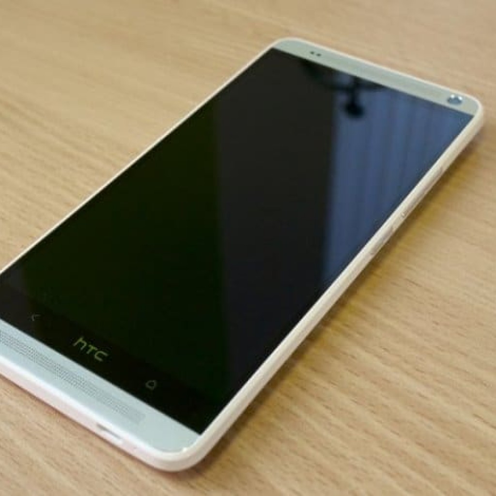 HTC One X9