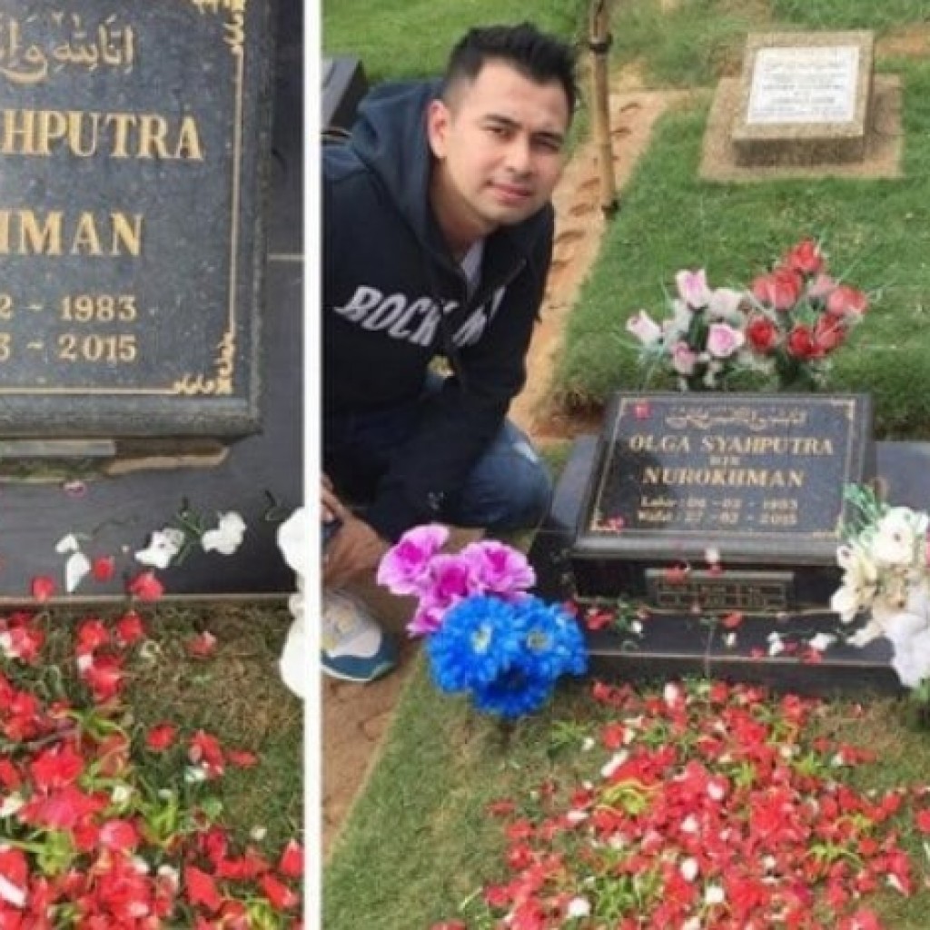 Sahabat Sejati Raffi Ahmad Ziarah Ke Makam Olga Syahputra 1