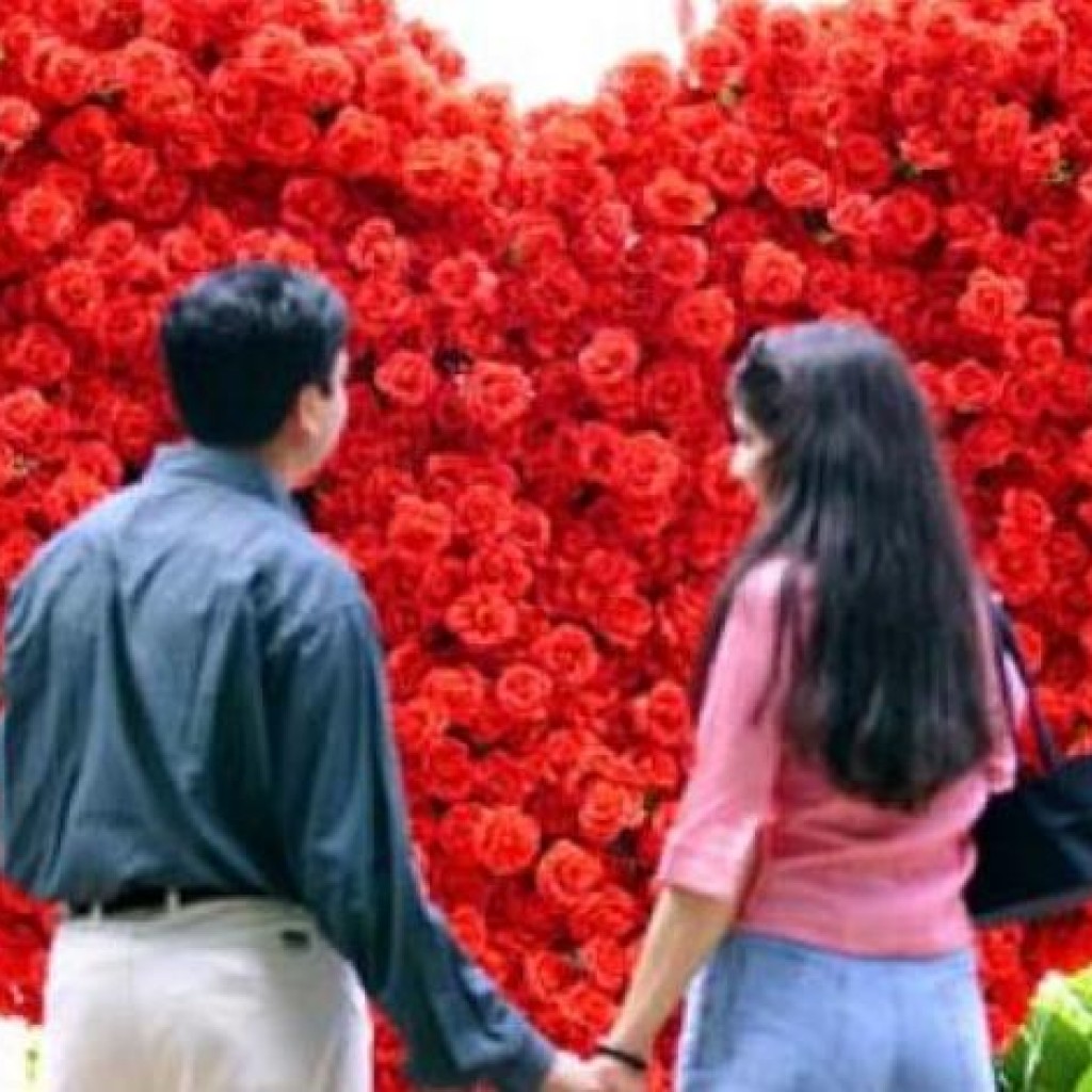 7 Cara Ungkapkan Kasih Sayang di Hari Valentine