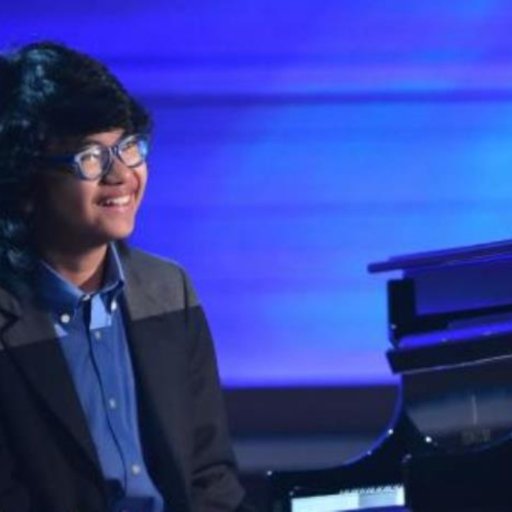 Bruno Mars Hingga Taylor Swift Berikan Standing Ovation Untuk Penampilan Joey Alexander di Panggung Grammy