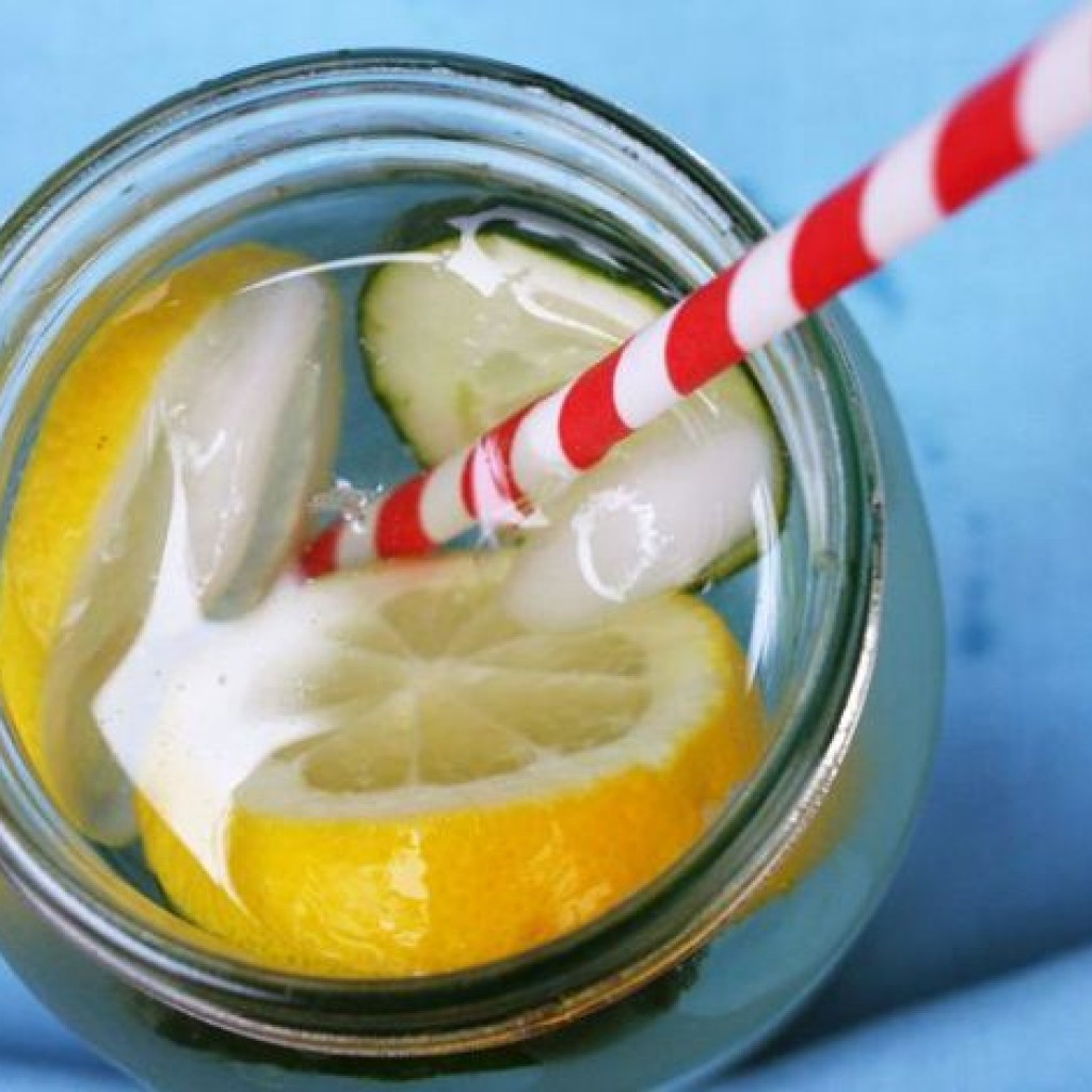 Manfaat Infused Water Lemon