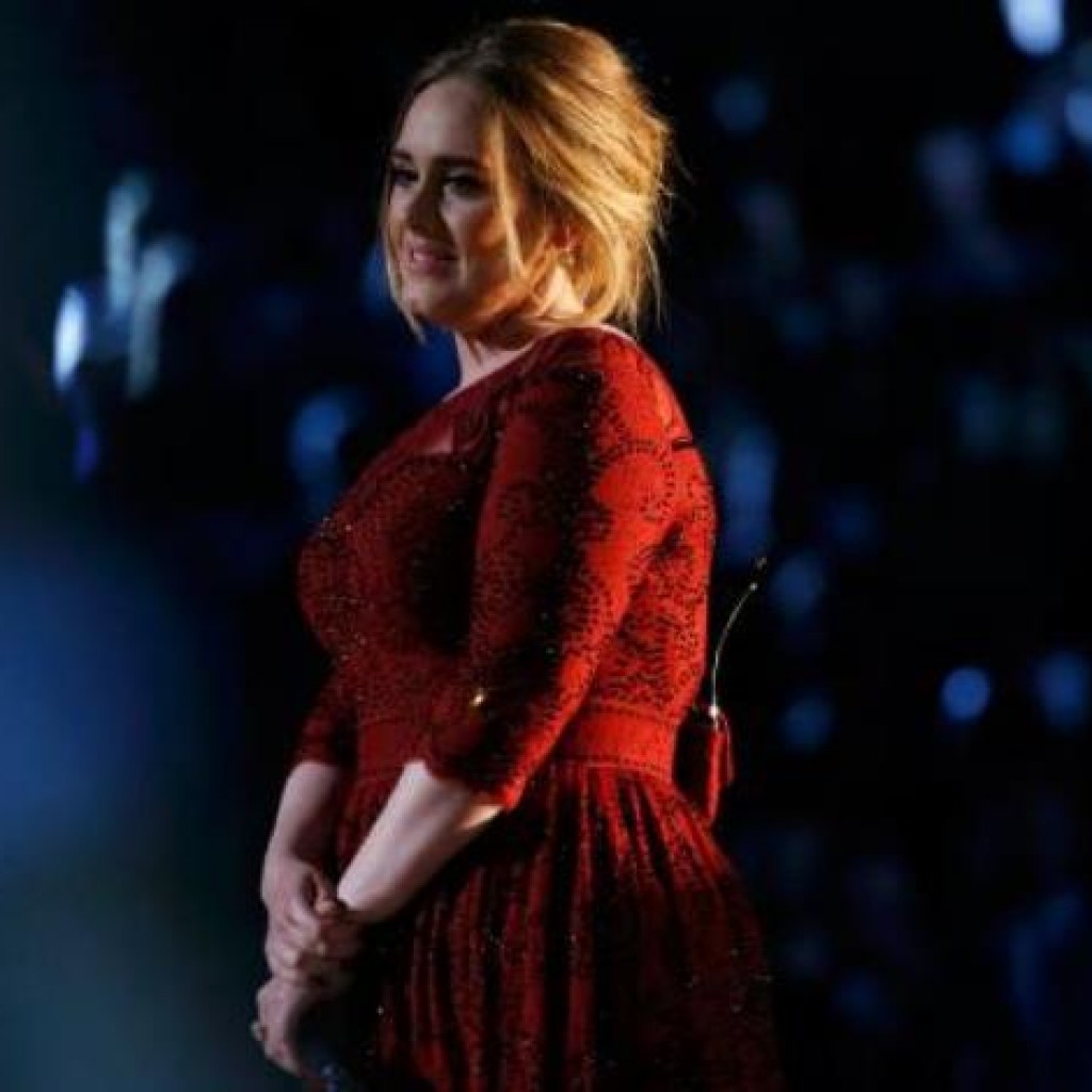 Adele Akan Hadiri Glastonbury Festival Tahun Ini
