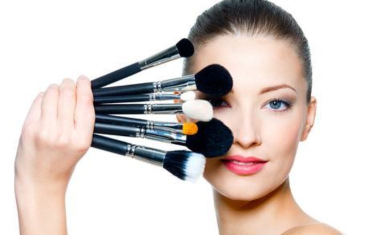 8 Makeup Tips For An Acne prone Skin