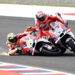 Andrea Iannone vs Andrea Dovizioso MotoGP Argentina Tadi Malam