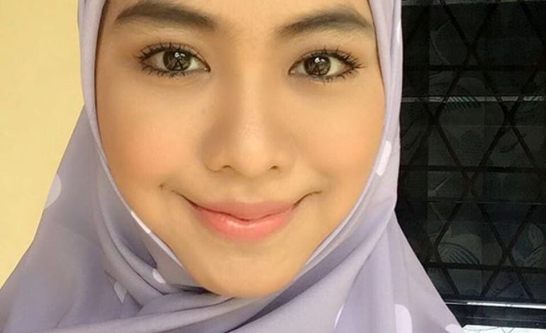 Dituduh Melakukan Pembohongan Publik Netizen Buat Petisi Cabut Gelar Ustadzah Oki Setiana Dewi 1