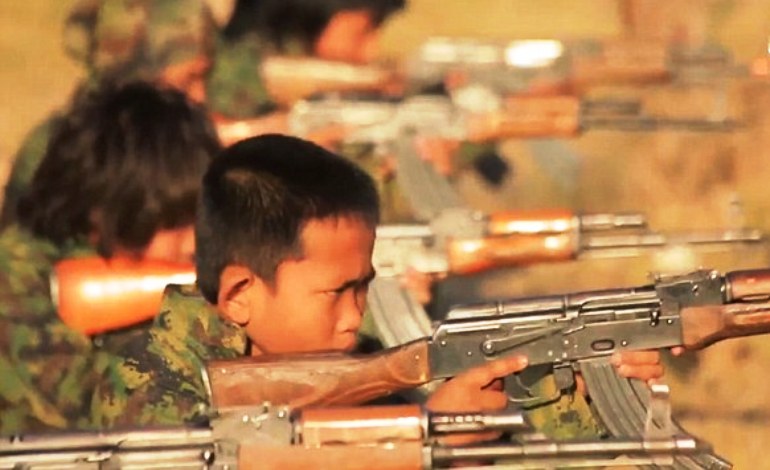 Anak Indonesia Dilatih ISIS