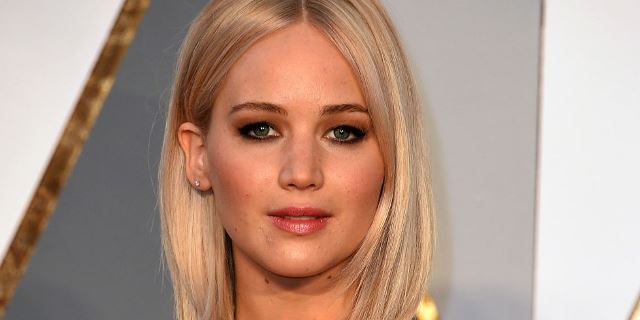 Lagi Jennifer Lawrence Jatuh di Acara Premiere Film X Men Apocalypse