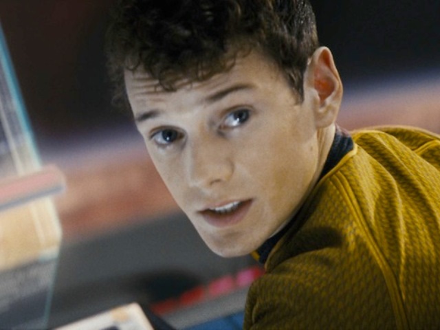 Aktor Star Trek Anton Yelchin Meninggal Terhimpit Mobil