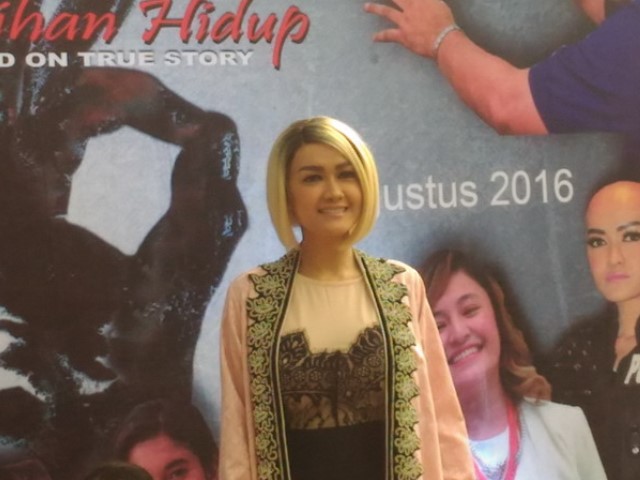 Julia Perez Enggan Ungkap soal Penyakitnya