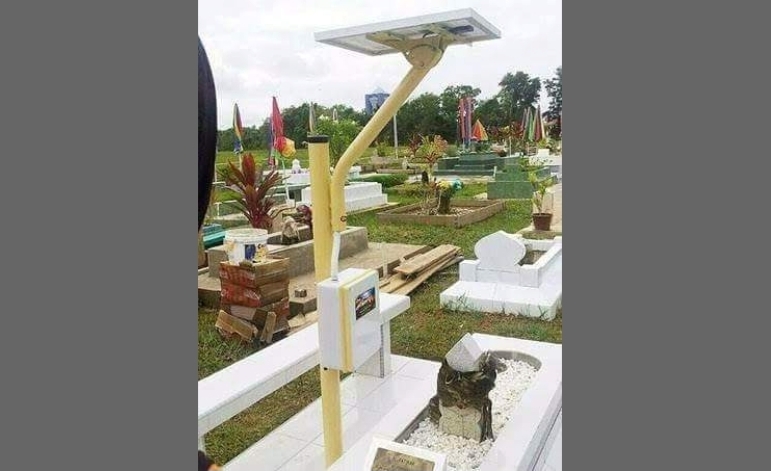 MP3 Player di Kuburan