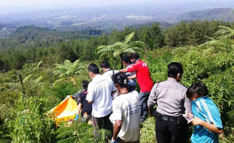 Mayat Membusuk di Tasikmalaya