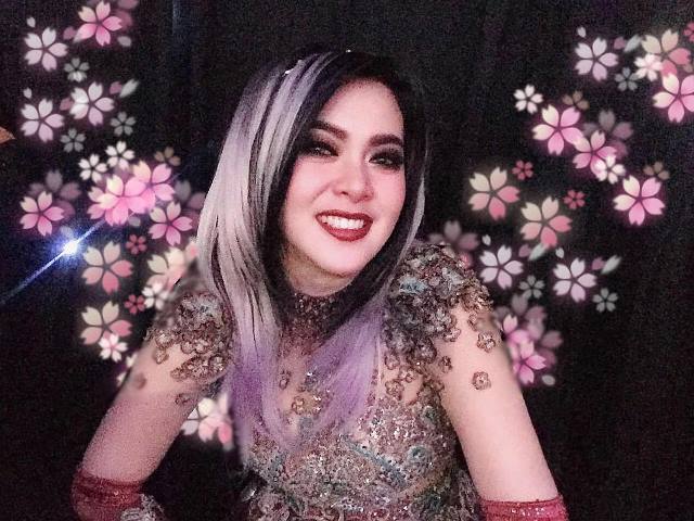 Syahrini Garap Single Ramadhan Berjudul I Love You Allah