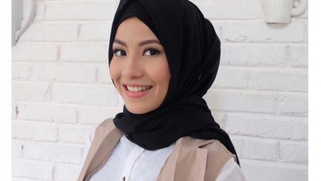 tips simple memakai jilbab