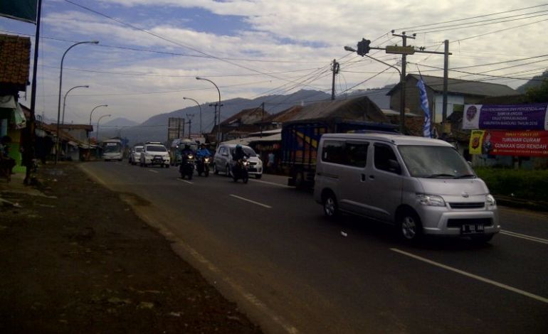 Arus Mudik di Jalur Nagreg