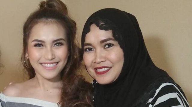 Ini Komentar Ayu Ting Ting Soal Serangan Haters Pada Ibunya