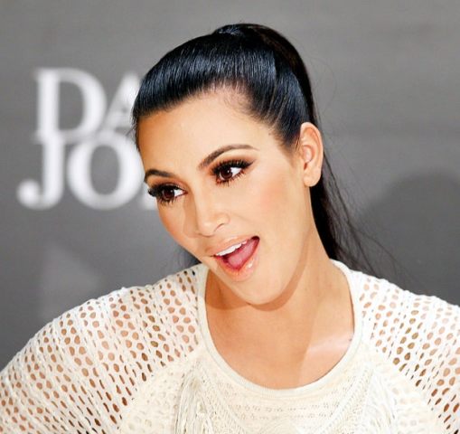 Kim Kardashian Sindir Taylor swift Lewat lagu Famous
