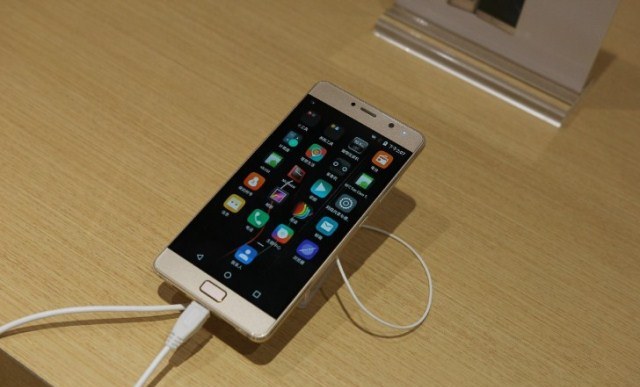 Lenovo Vibe P2