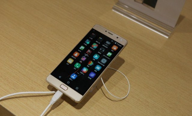 Lenovo Vibe P2