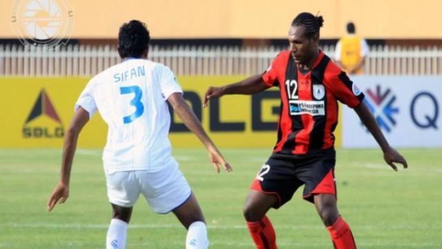 Nelson Alom Gelandang Persipura Jayapura Kanan