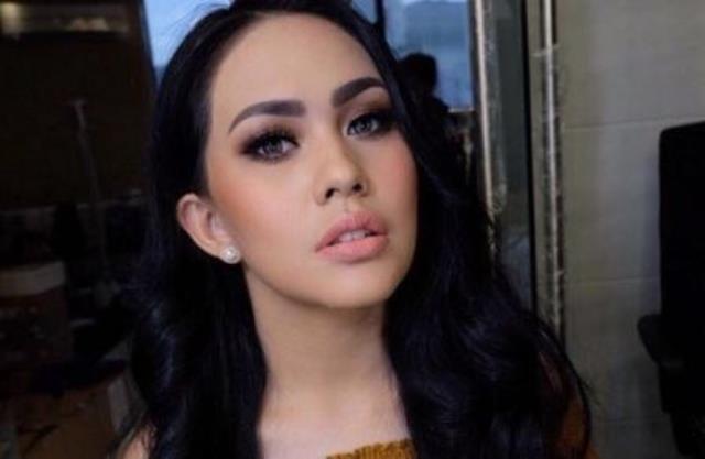 Tak Ada Masa Depan Alasan Kartika Putri Putuskan Pacar Bule