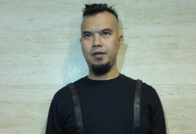 Ahmad Dhani Tanggapi Kabar Jual Rumah dan Bangkrut
