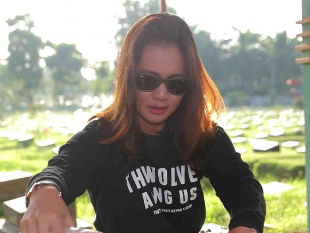 Ayah Meninggal Tanpa Kehadirannya, Ini Kata Dhea Annisa Ayah Meninggal Tanpa Kehadirannya Ini Kata Dhea Annisa