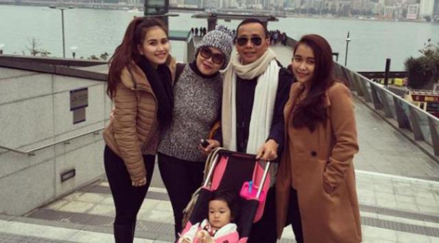 Ini Cara Ayu Ting Ting dan Keluarga Hadapi Hujatan di Sosmed