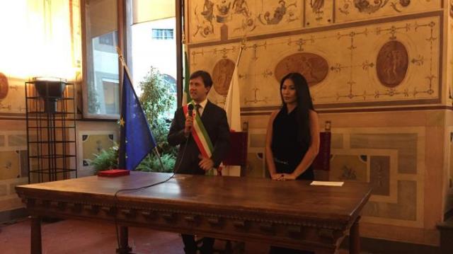 Anggun C Sasmi Terima Penghargaan Bergengsi Keys of the City di Italia