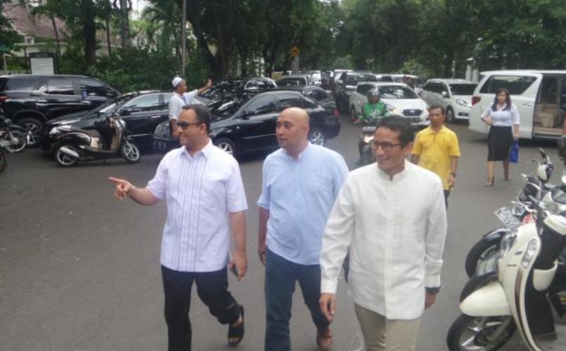 Anies Baswedan dan Sandiaga Uno