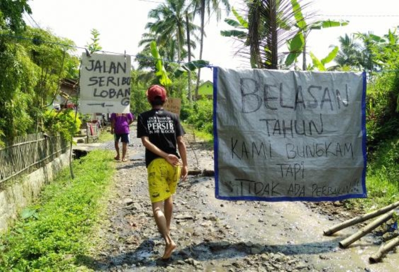 Jalan Rusak di Tasikmalaya