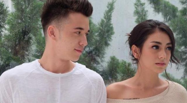 Memakai Cincin Celine Evangelista dan Stefan William Tunangan