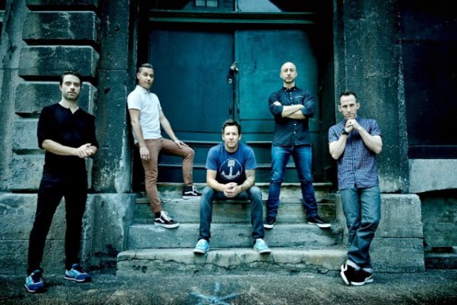 Setelah Bali Konser Simple Plan di Jakarta Dibanjiri Penggemar