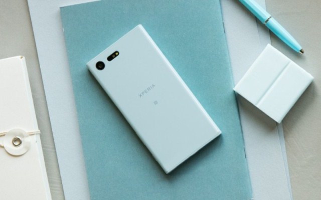 Spesifikasi Sony Xperia X Compact