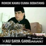 Meme Dimas Kanjeng Taat Pribadi Rokok