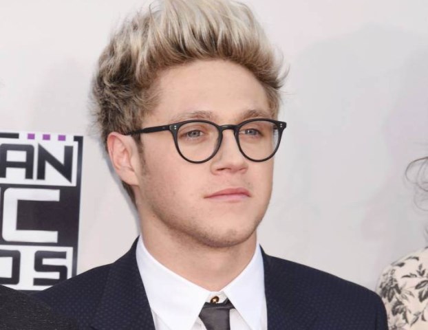 Rilis Single This Town Niall Horan Resmi Solo Karir