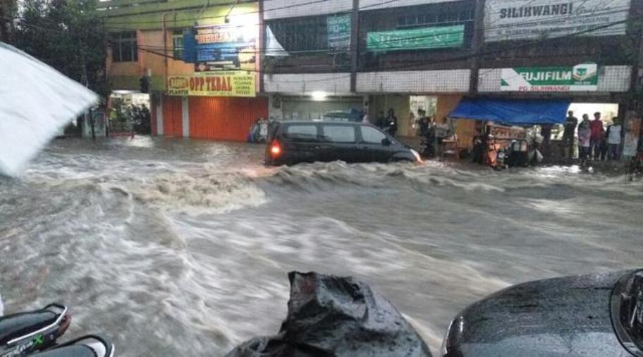 Banjir Bandung