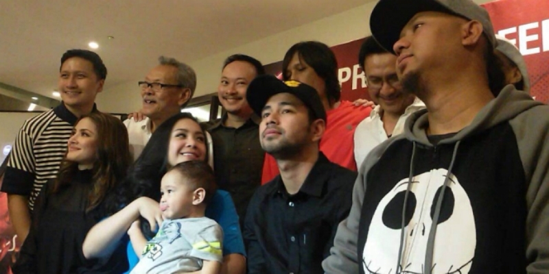 Debut Main Film Rafathar Disulap Raffi Ahmad Jadi Bayi Super