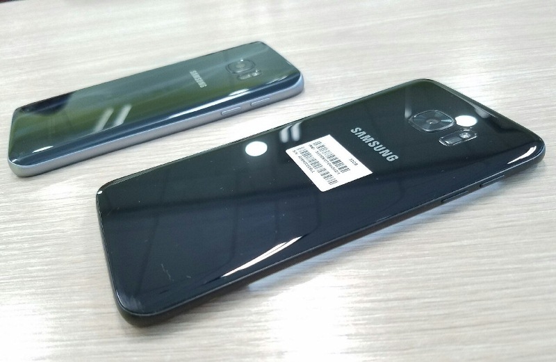 Samsung Galaxy S7 Edge Glossy Black