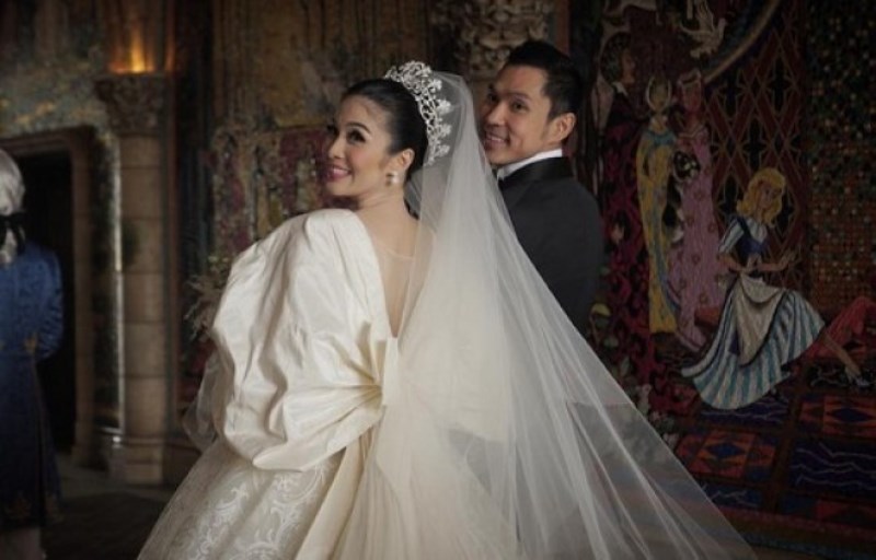 Sandra Dewi dan Harvey Moeis Gelar Resepsi di Disneyland Tokyo Hari Ini