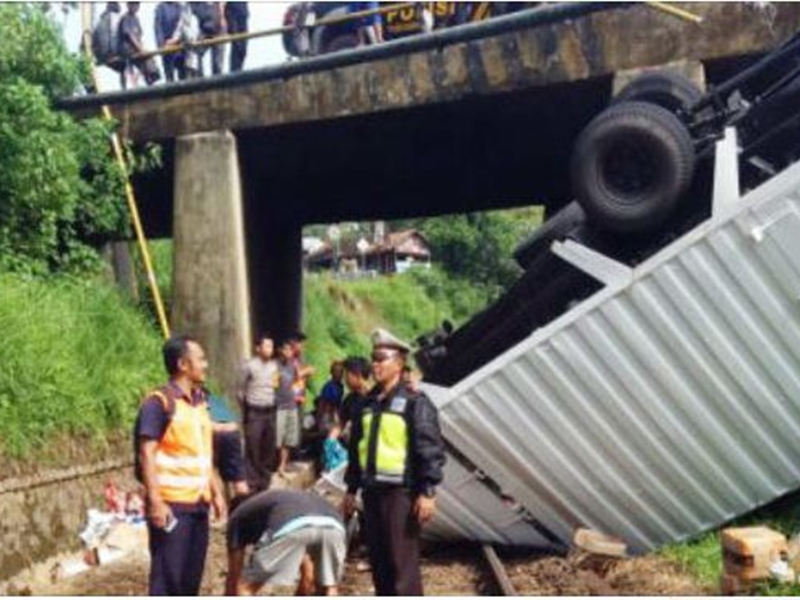 Kecelakaan di Gentong Tasikmalaya