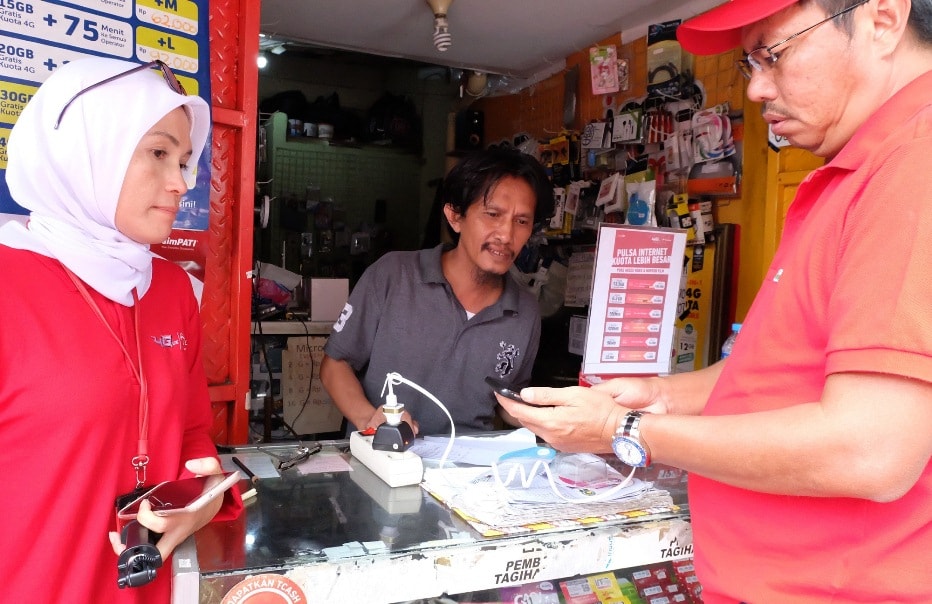 Telkomsel Gandeng Penjual Pulsa
