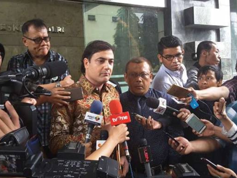 Sam Aliano Laporkan Ahok