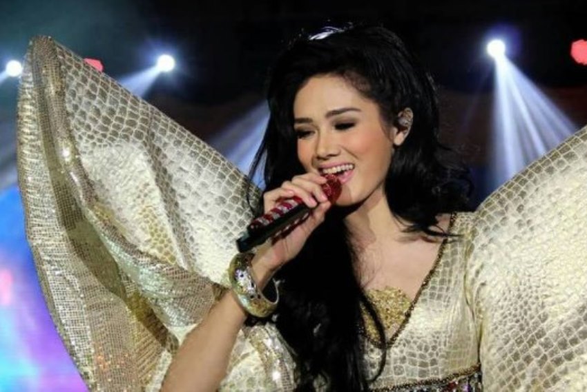 Harga Ciloknya Bikin Heboh dan Dikritik Mulan Jameela Angkat Bicara