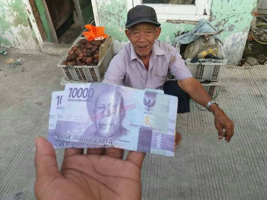 Kakek Penjual Salak