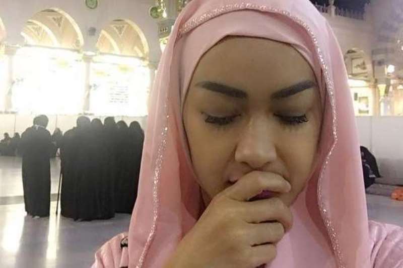 Kondisi Belum Stabil Alasan Kepulangan Julia Perez Terus Diundur