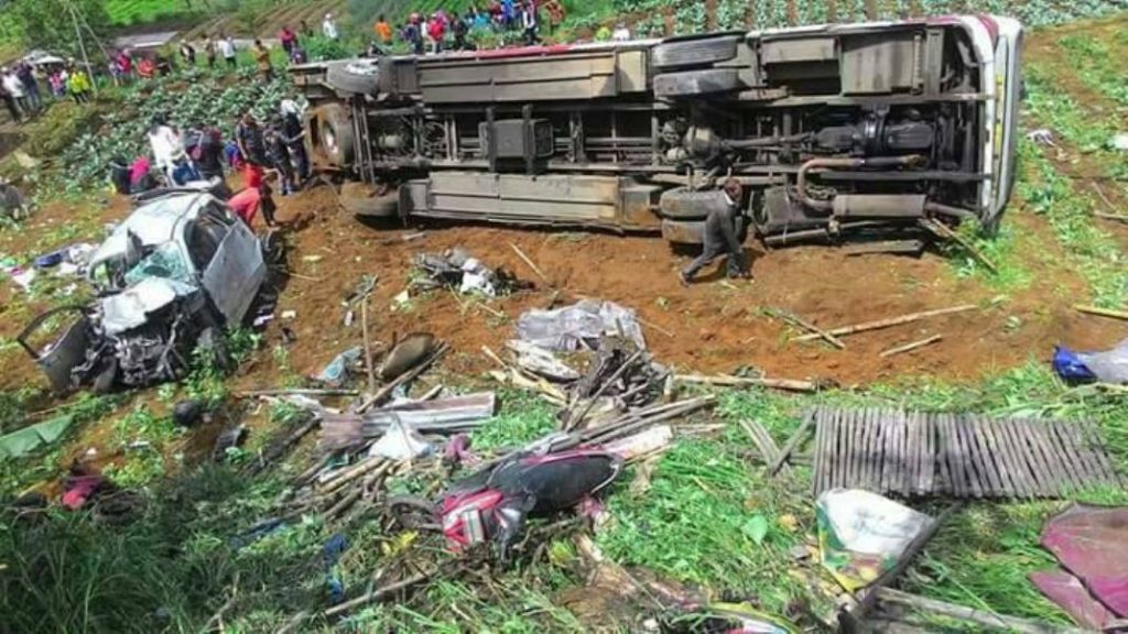 Tabrakan Beruntun di Cianjur