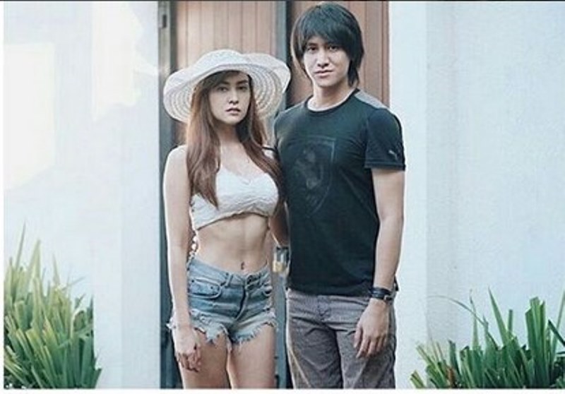 Unggah Foto Mesra Bareng Pacar Kata Kata Kevin Aprilio Bikin Netizen Minta Penjelasan