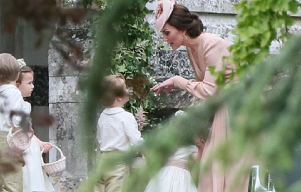Bikin Gemas Lucunya Pangeran George Dimarahi Sang Ibu di Pernikahan Pippa Middleton