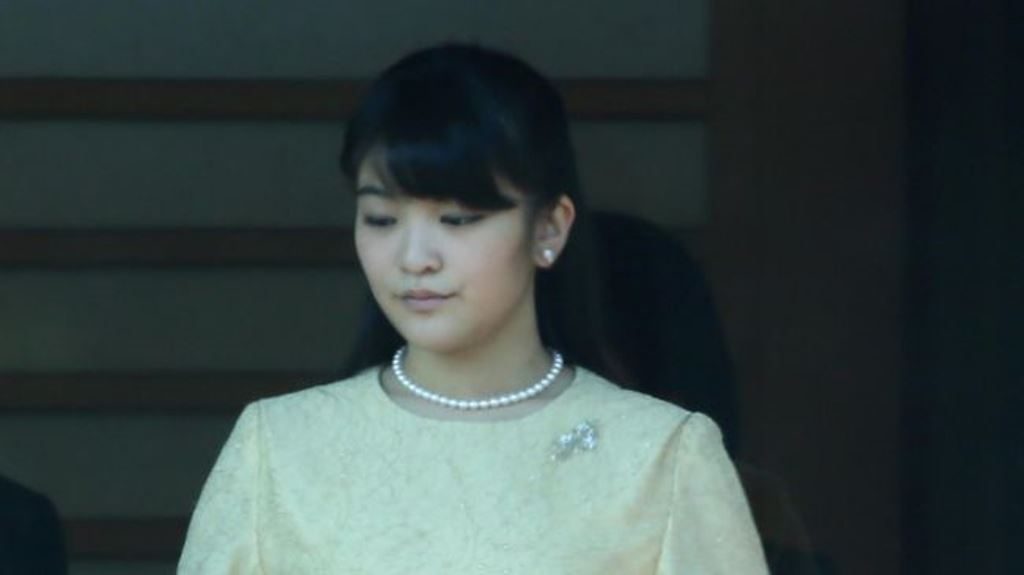 Demi Cinta Cucu Kaisar Jepang Putri Mako Lepas Status Bangsawan