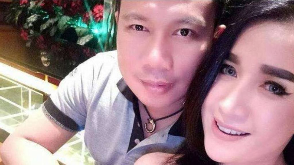 Dikabarkan Segera Nikahi Femmy Permatasari Vicky Prasetyo Malah Mesra dengan Wanita Ini